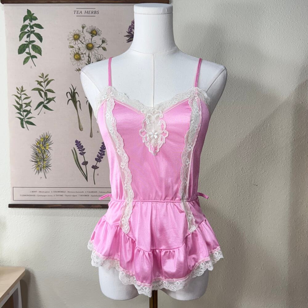 Vintage Nylon Ruffle Lace Cami Top Romantic Sexy Femme Dolly Coquette Fairy XS